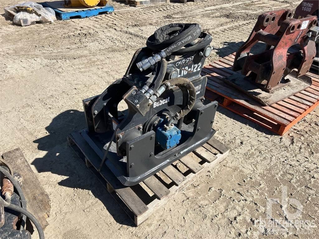 Bobcat PCF64 夯實機(夯土機)