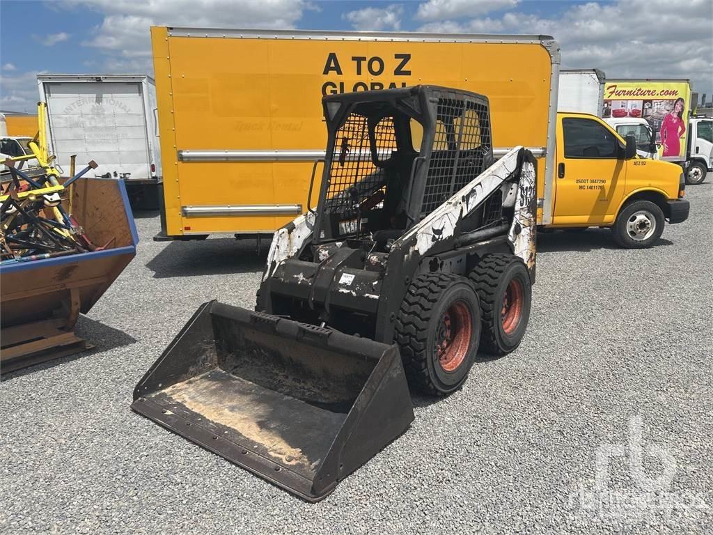 Bobcat S130 滑移轉向裝載機