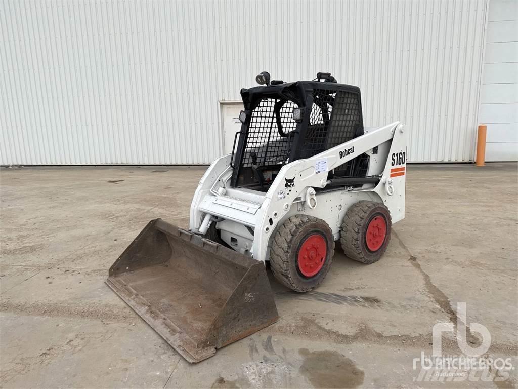 Bobcat S160 滑移轉向裝載機