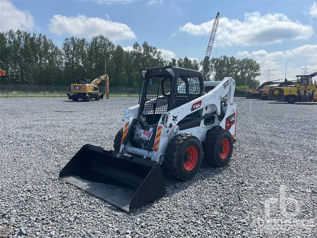 Bobcat S740 滑移轉向裝載機