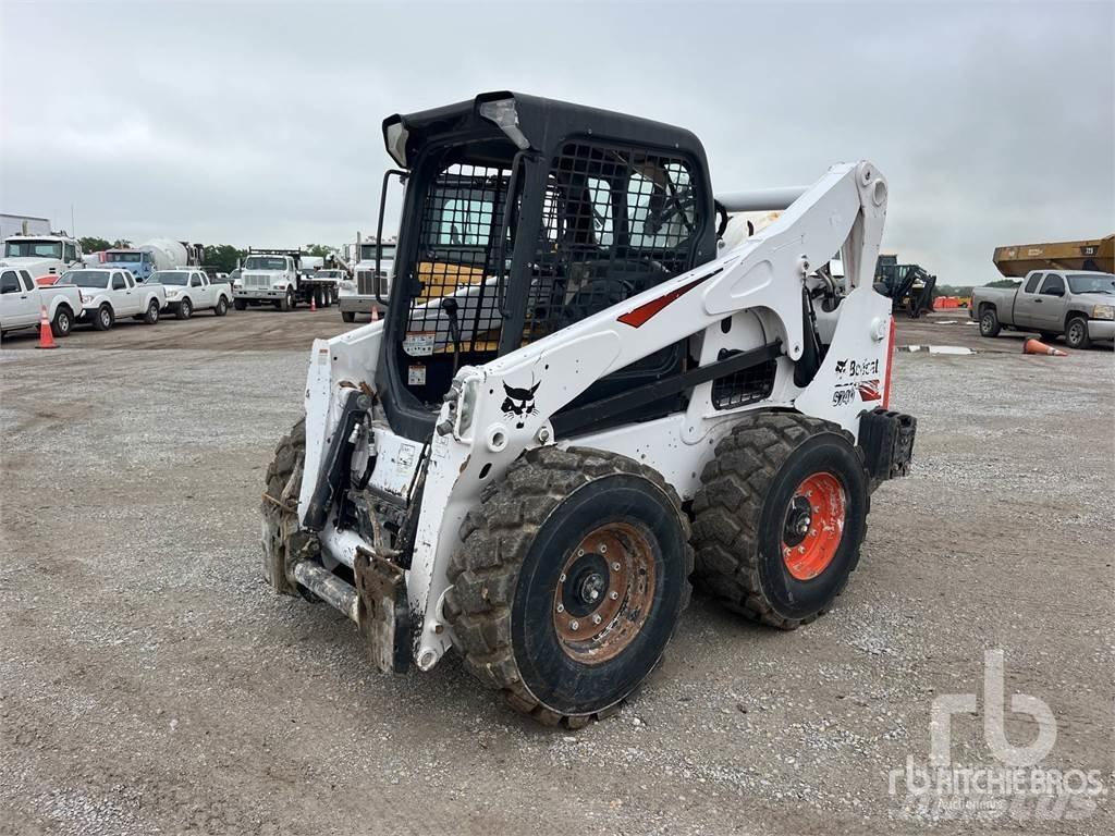 Bobcat S740 滑移轉向裝載機