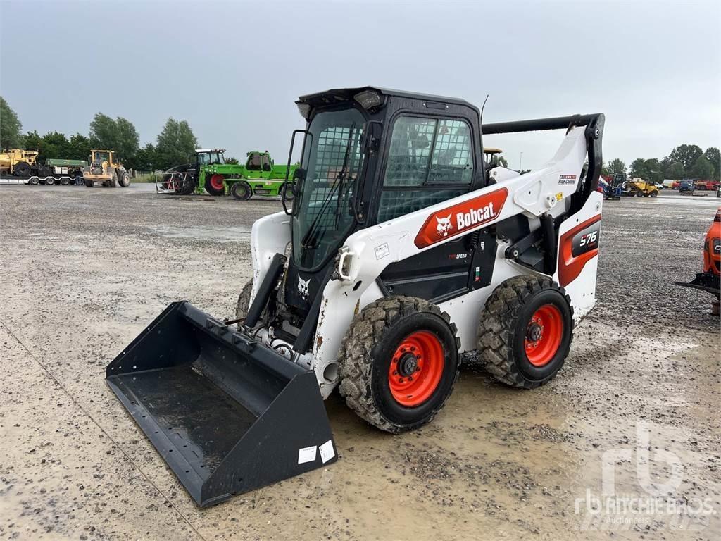 Bobcat S76 滑移轉向裝載機