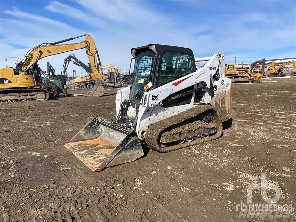 Bobcat T590 滑移轉向裝載機