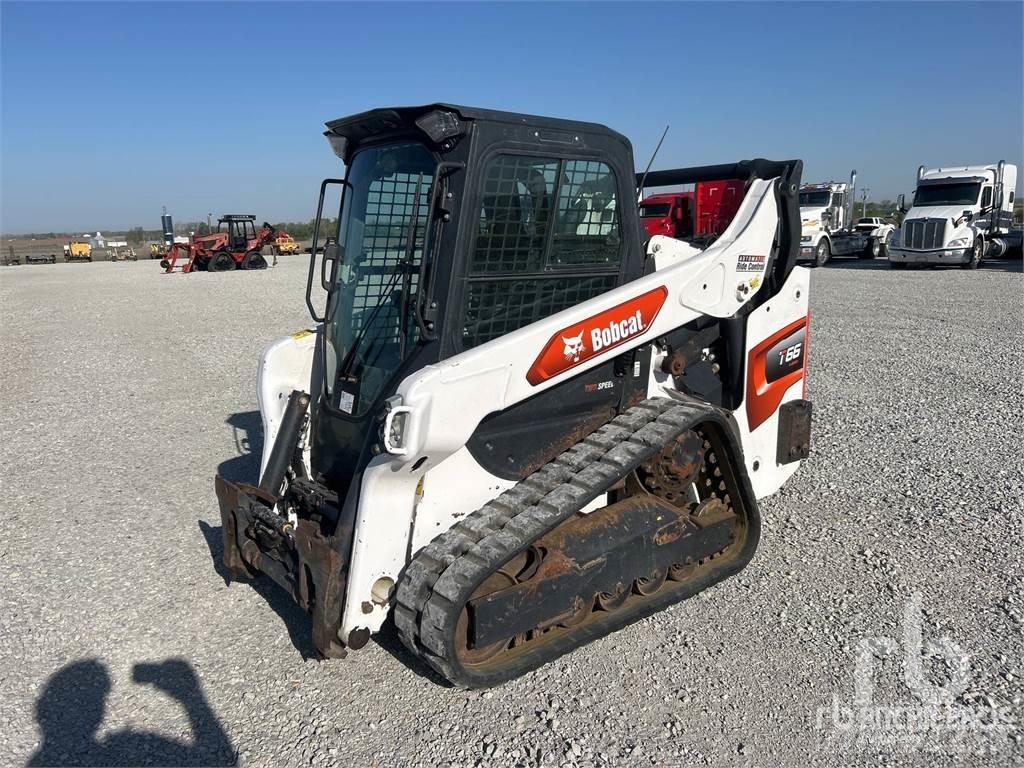 Bobcat T66 滑移轉向裝載機
