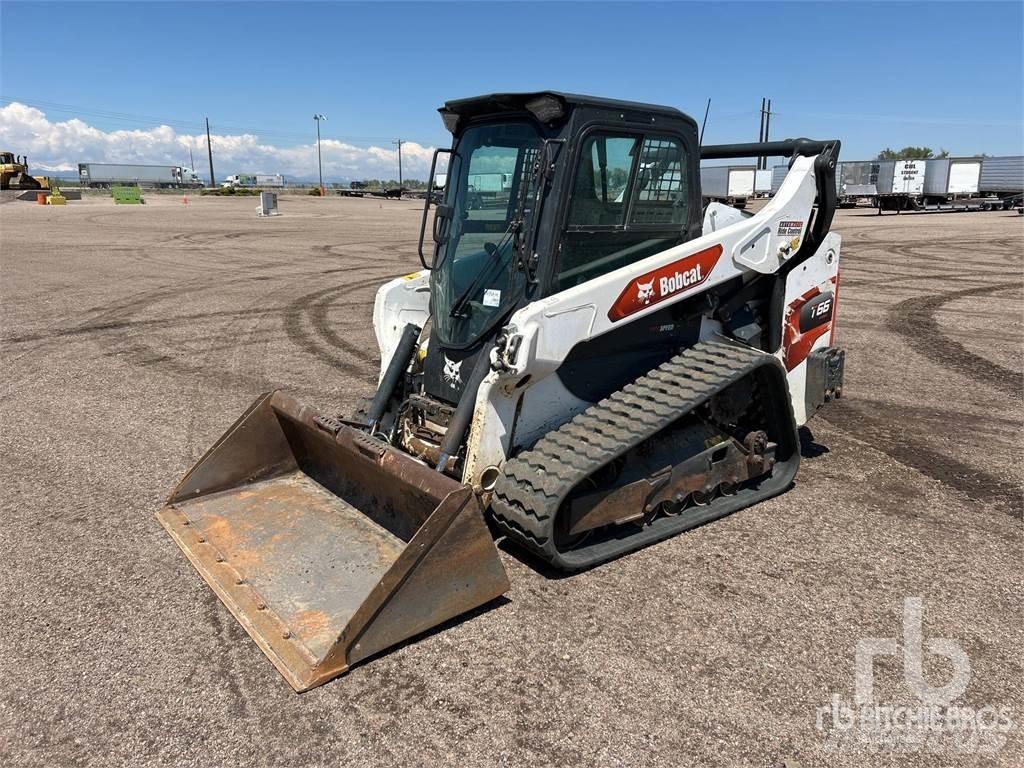 Bobcat T66 滑移轉向裝載機