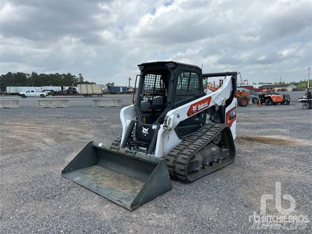 Bobcat T76 滑移轉向裝載機