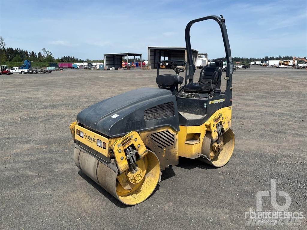 Bomag BW120AD-4 雙輪滾壓機