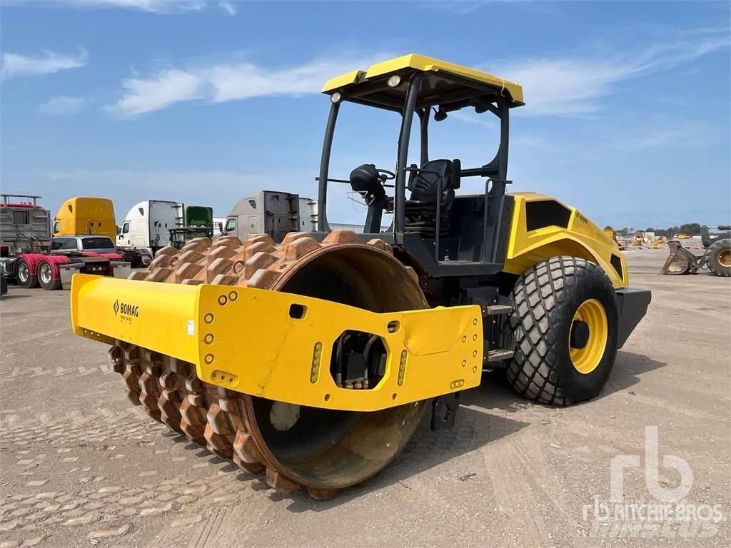 Bomag BW211D-5 廢棄物壓實機