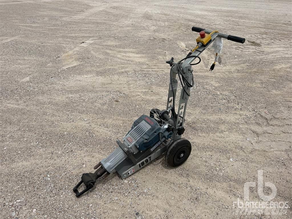 Bosch 11335K 鐵鎚/碎石機