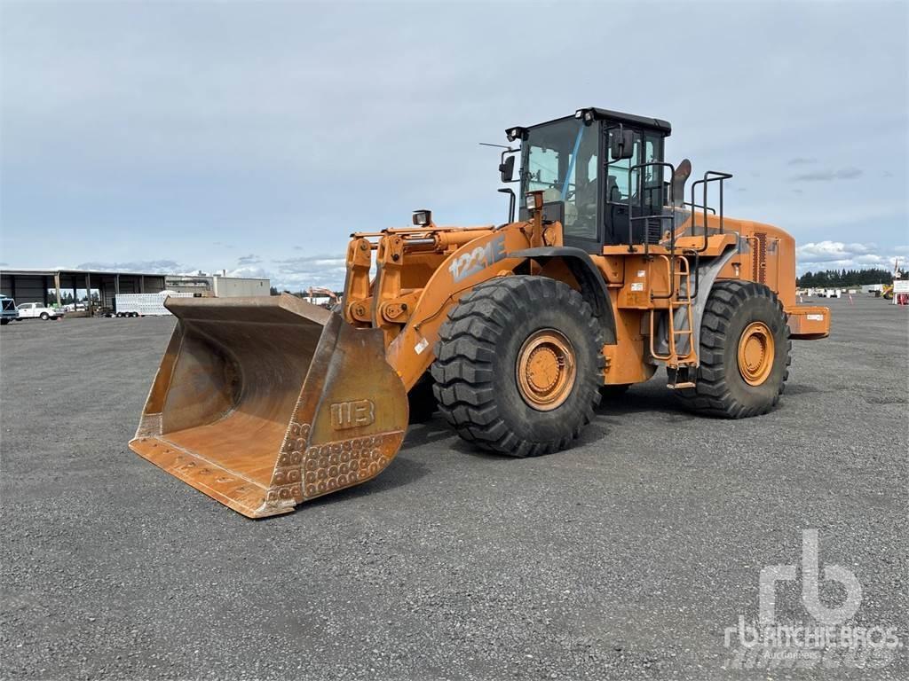 CASE 1221E 輪胎式裝載機