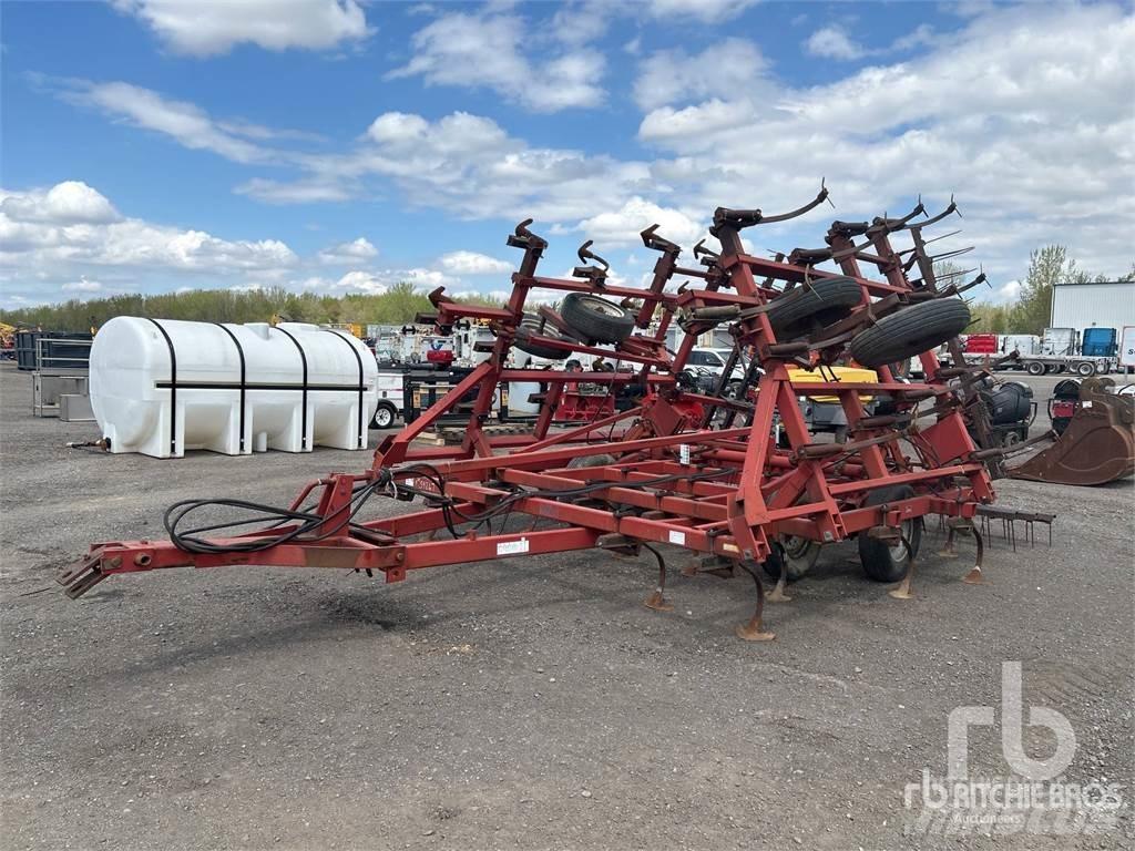 Case IH 4800 中耕管理機