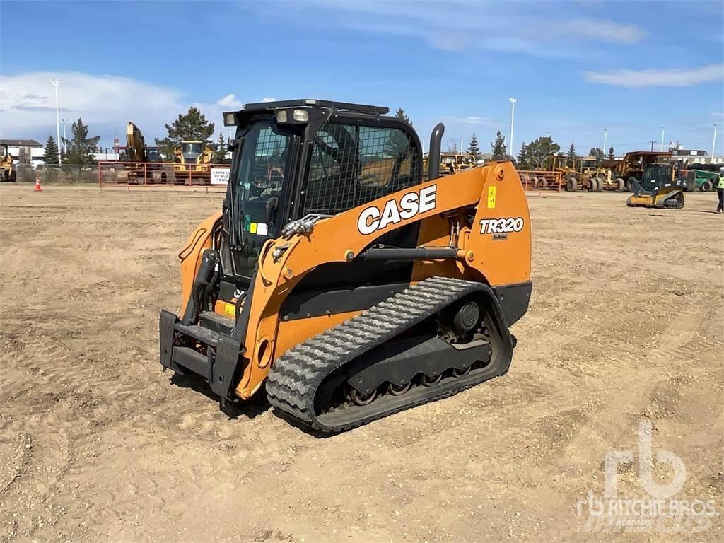 CASE TR320 滑移轉向裝載機