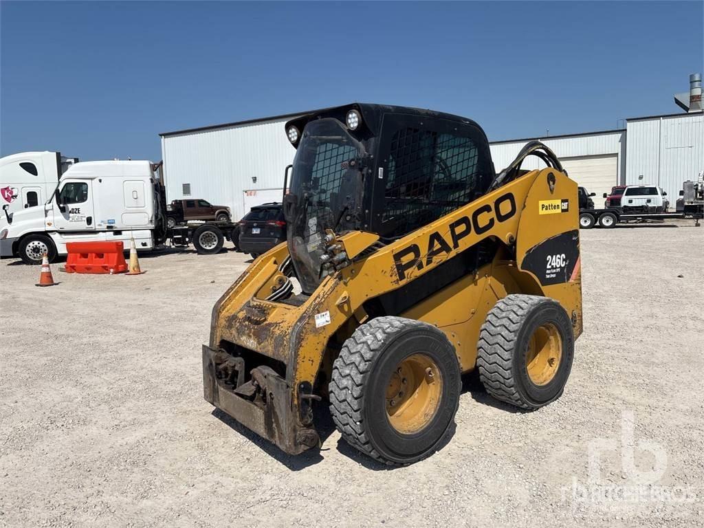 CAT 246C 滑移轉向裝載機