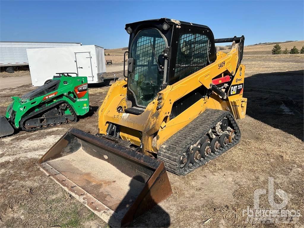 CAT 257D 滑移轉向裝載機