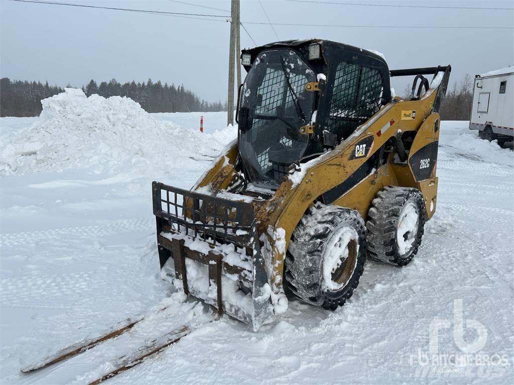 CAT 262C 滑移轉向裝載機