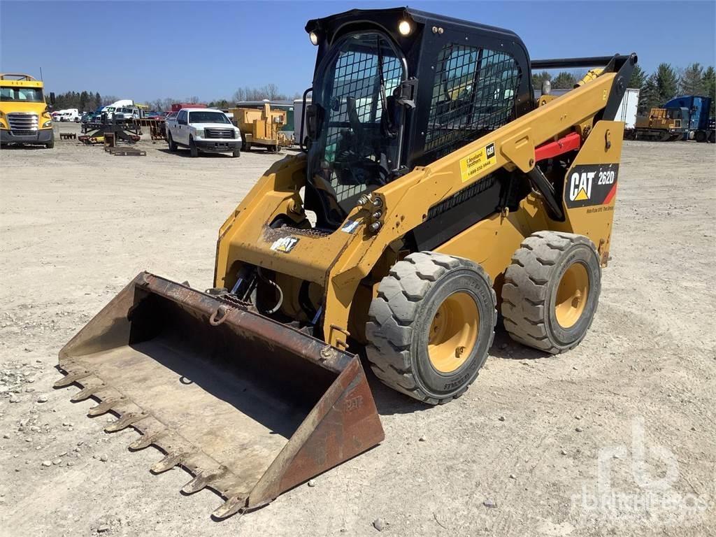 CAT 262D 滑移轉向裝載機