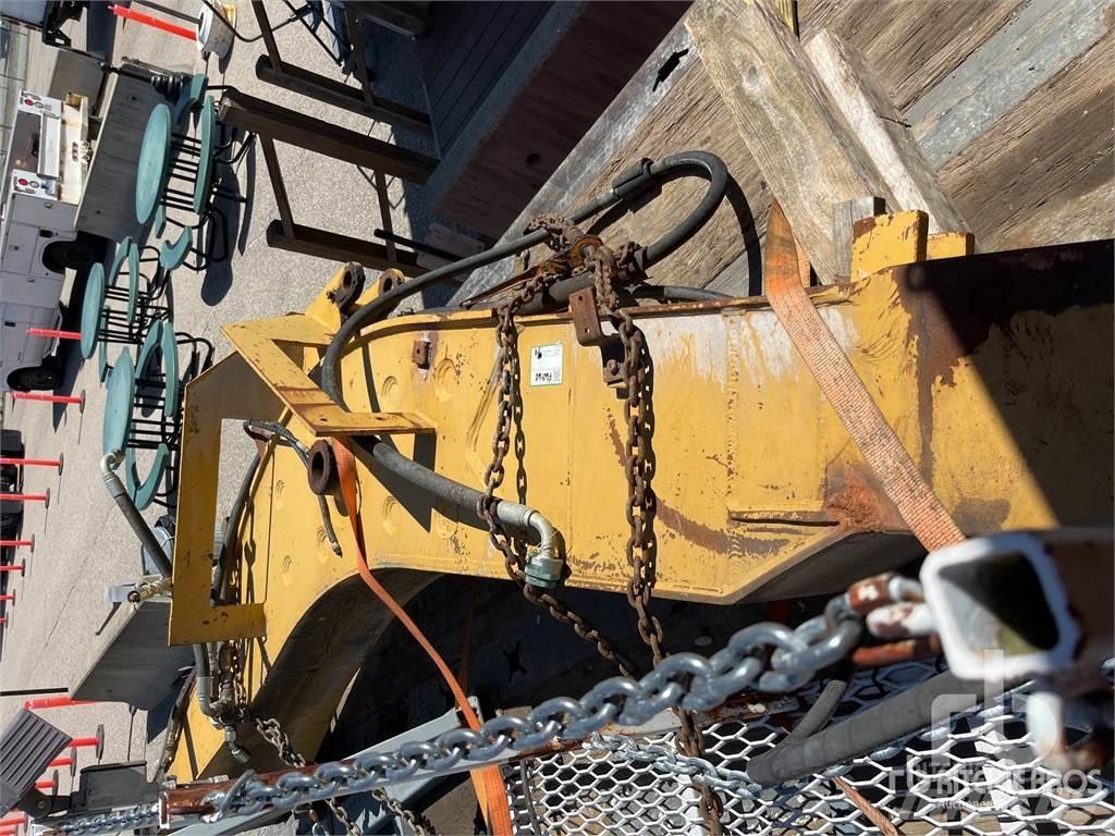 CAT 314 吊桿和鏟斗