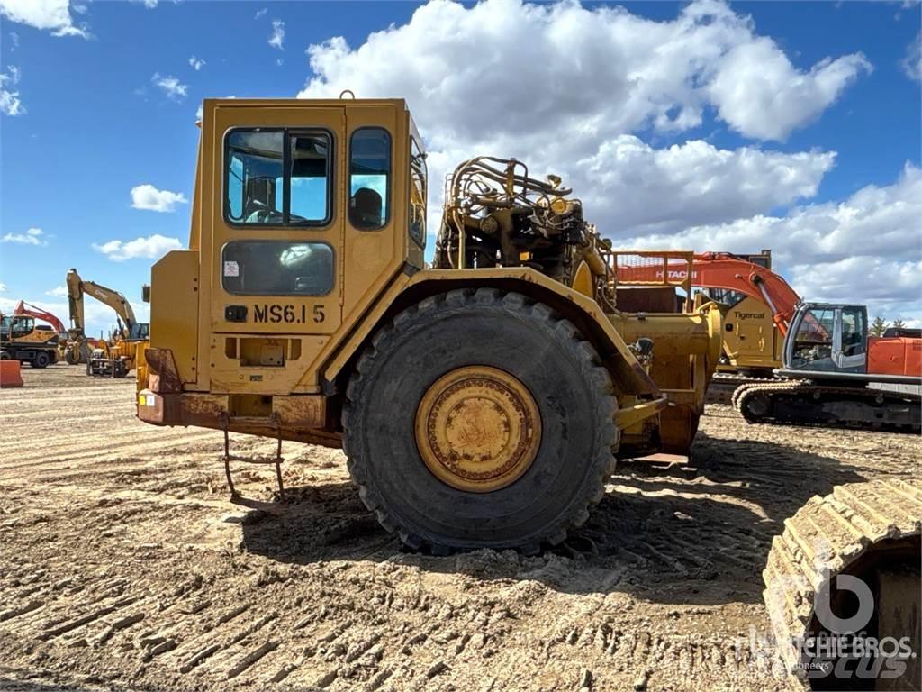 CAT 621G 刮土機