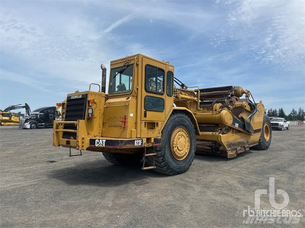 CAT 623F 刮土機