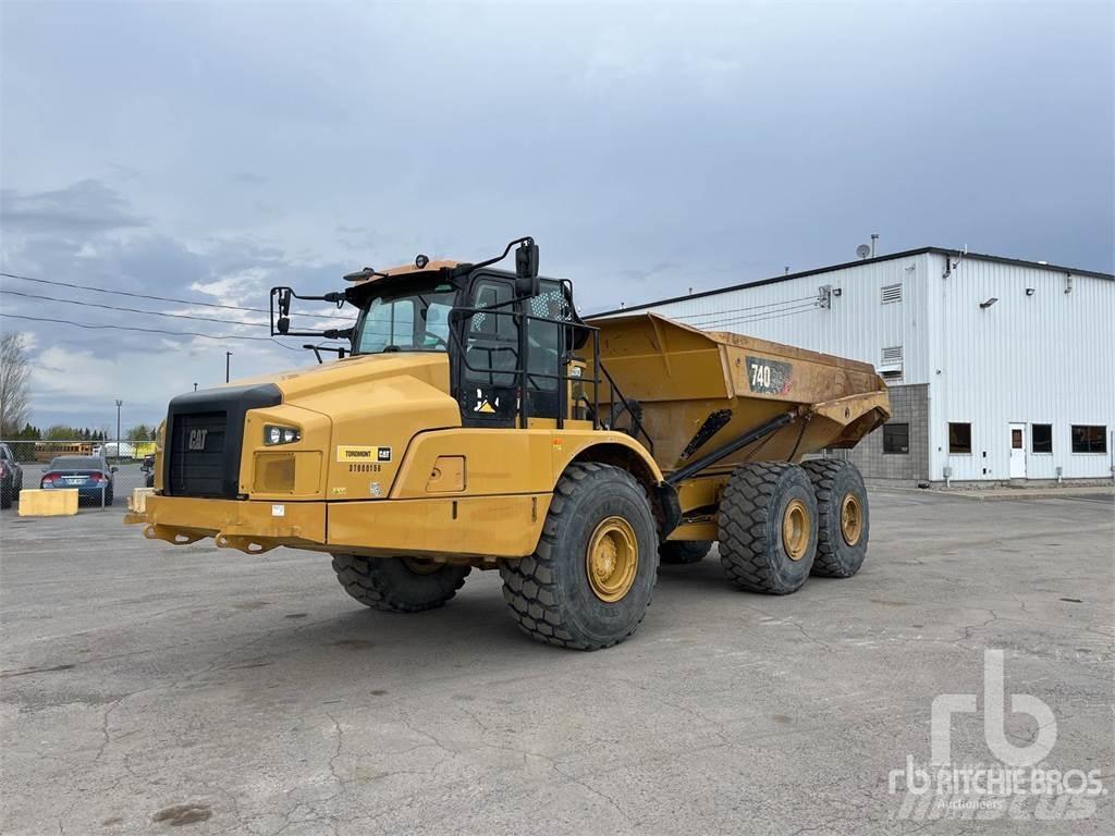 CAT 740GC 鉸接式起吊車