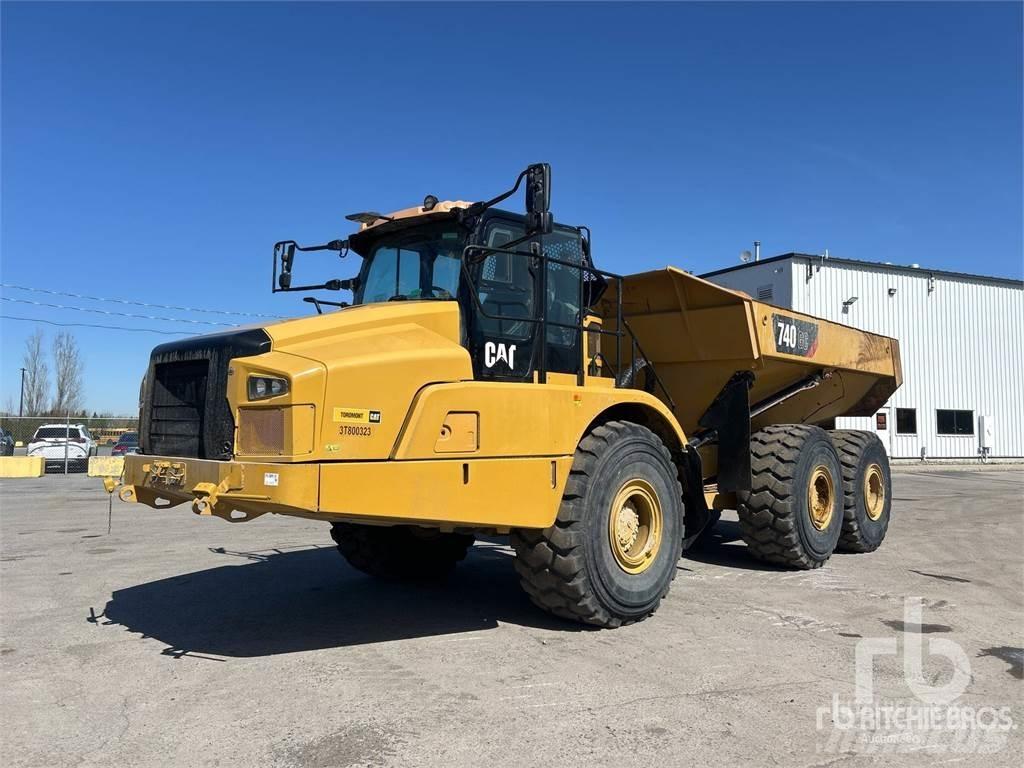 CAT 740GC 鉸接式起吊車