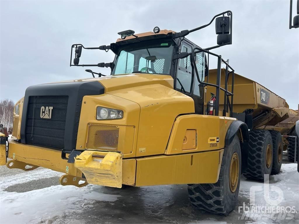 CAT 740GC 鉸接式起吊車
