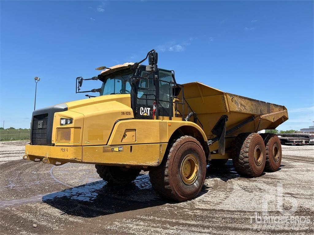 CAT 745 鉸接式起吊車
