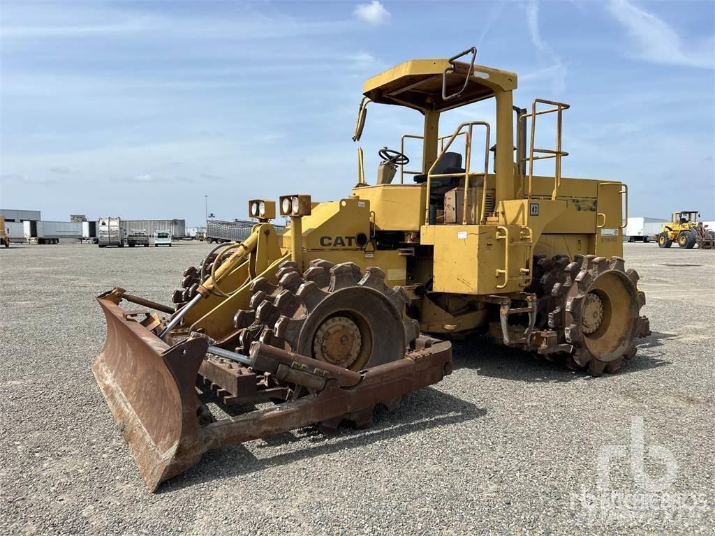 CAT 815B 廢棄物壓實機