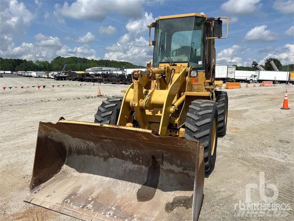 CAT 924F 輪胎式裝載機