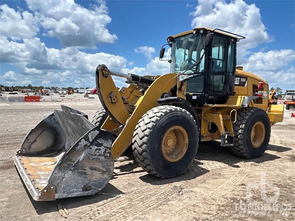 CAT 938 K 輪胎式裝載機