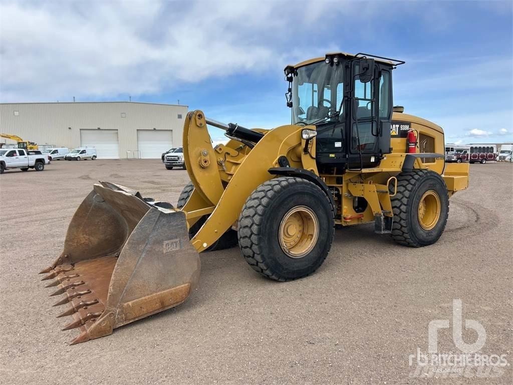 CAT 938M 輪胎式裝載機