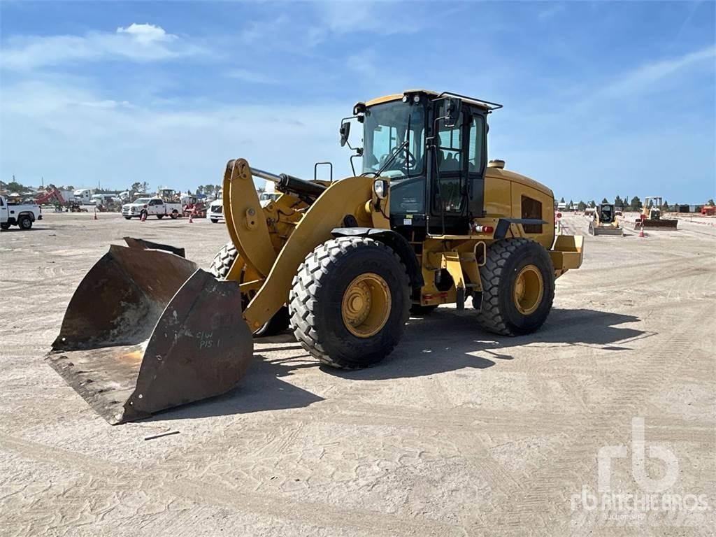 CAT 938M 輪胎式裝載機