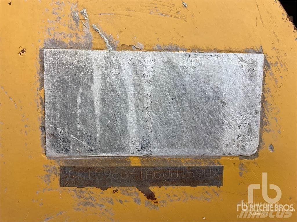 CAT 966 H 輪胎式裝載機