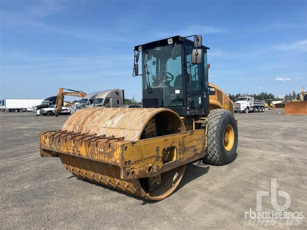 CAT CS56 土壤壓實機