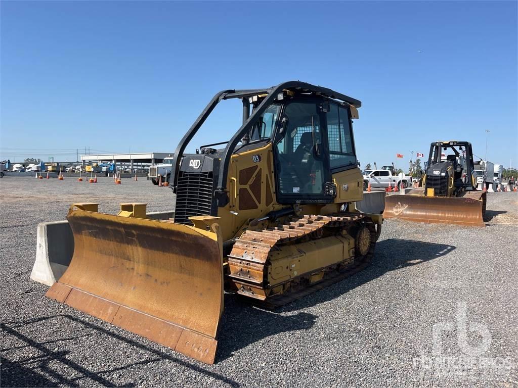 CAT D3 履帶推土機