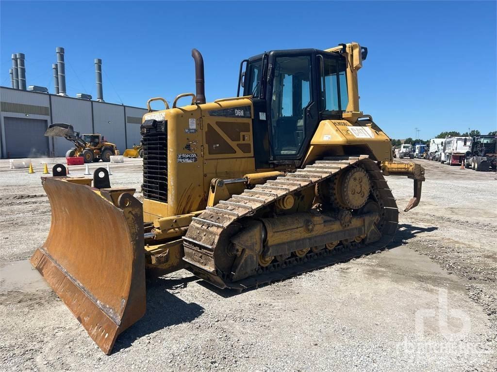CAT D6N XL 履帶推土機