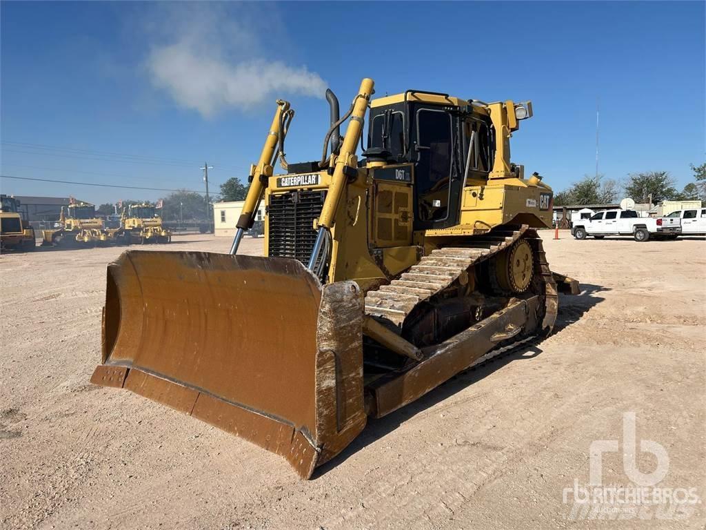 CAT D6T XL 履帶推土機