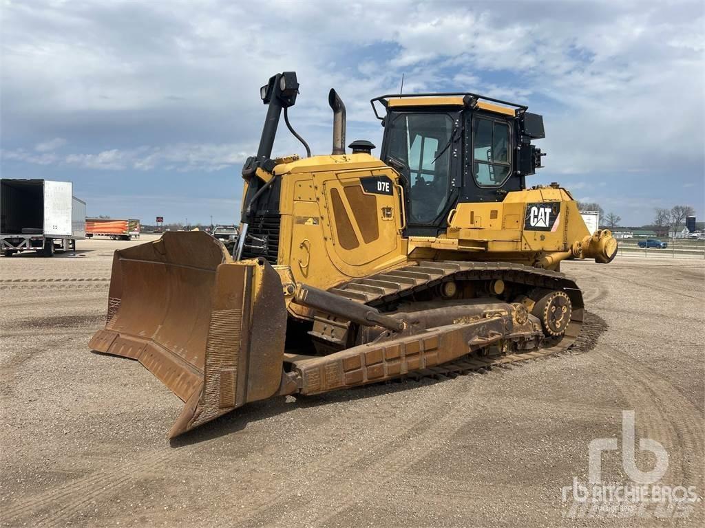 CAT D7E 履帶推土機