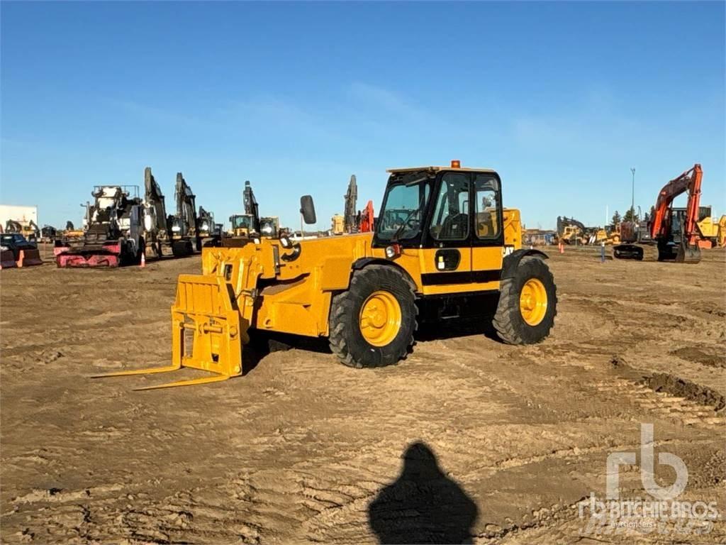 CAT TH83 伸縮臂操作車