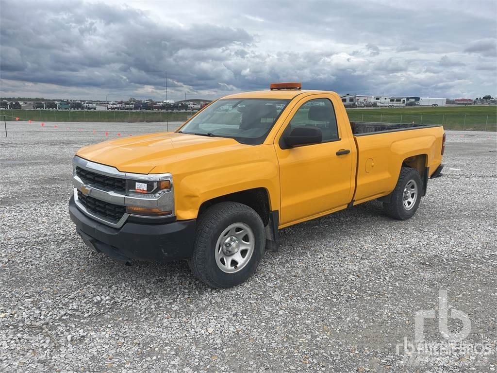 Chevrolet 1500 皮卡.傳統半斗卡車/側卸板