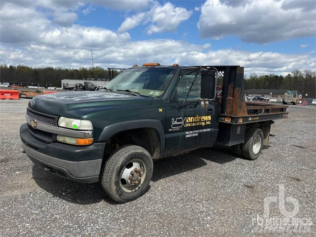 Chevrolet 3500 平板式/側卸式卡車