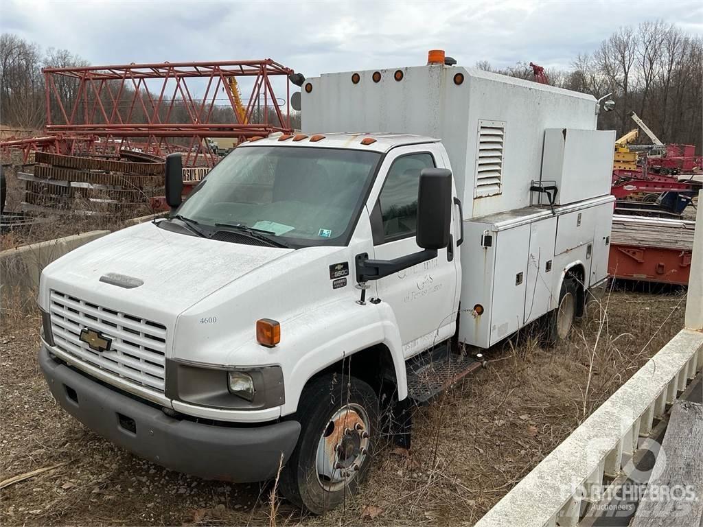 Chevrolet C5500 都市/通用型車輛