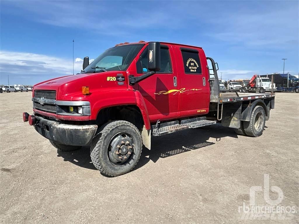 Chevrolet C5500 平板式/側卸式卡車