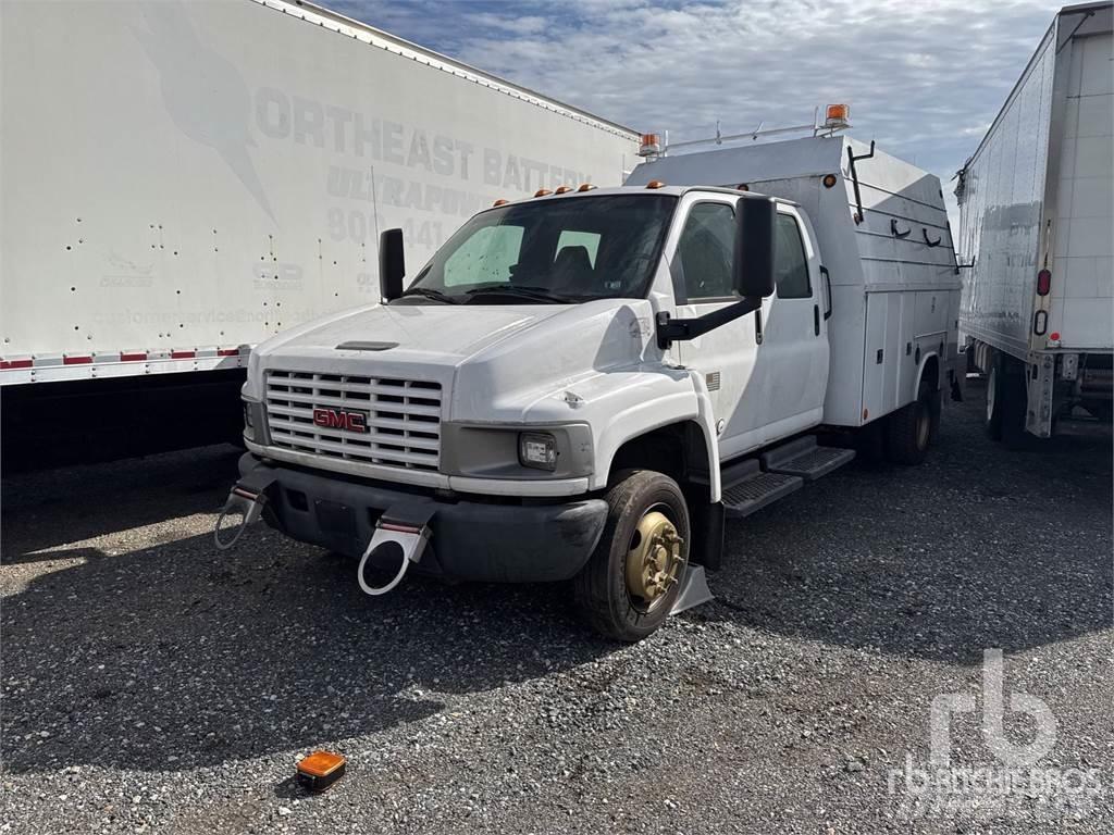 Chevrolet C5500 都市/通用型車輛