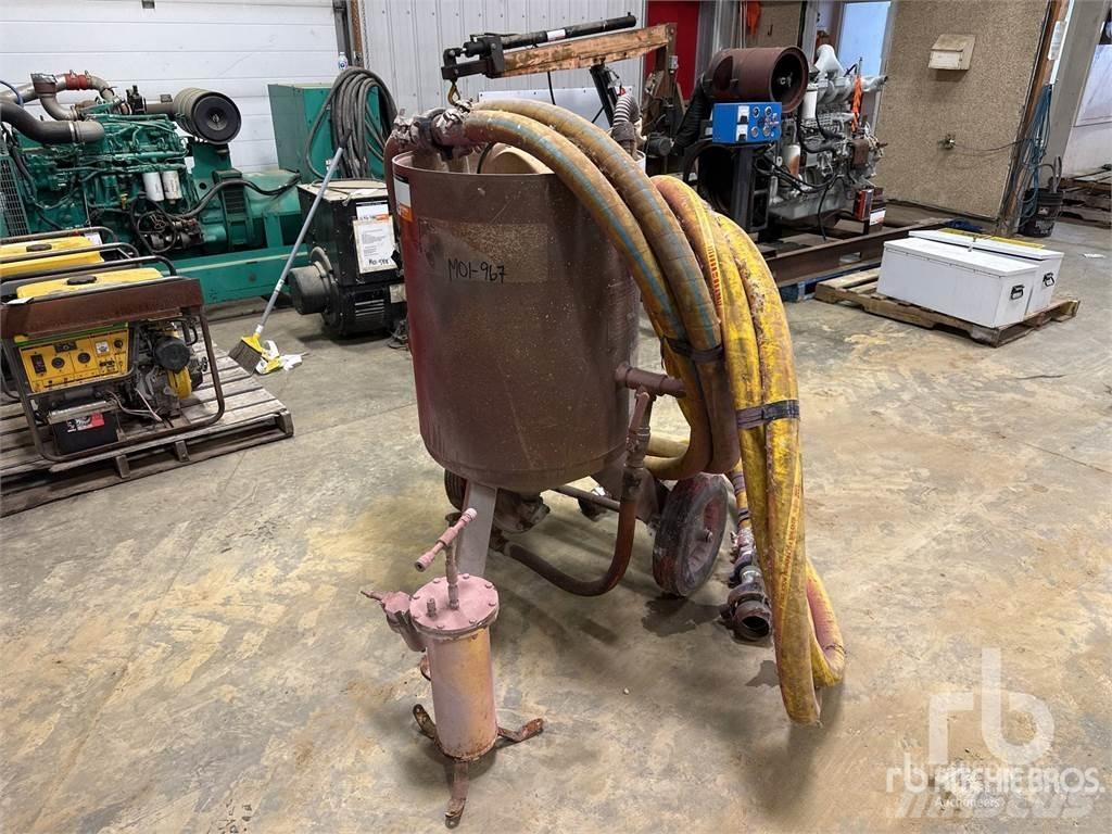 Clemco 2452 砂鹽撒布機