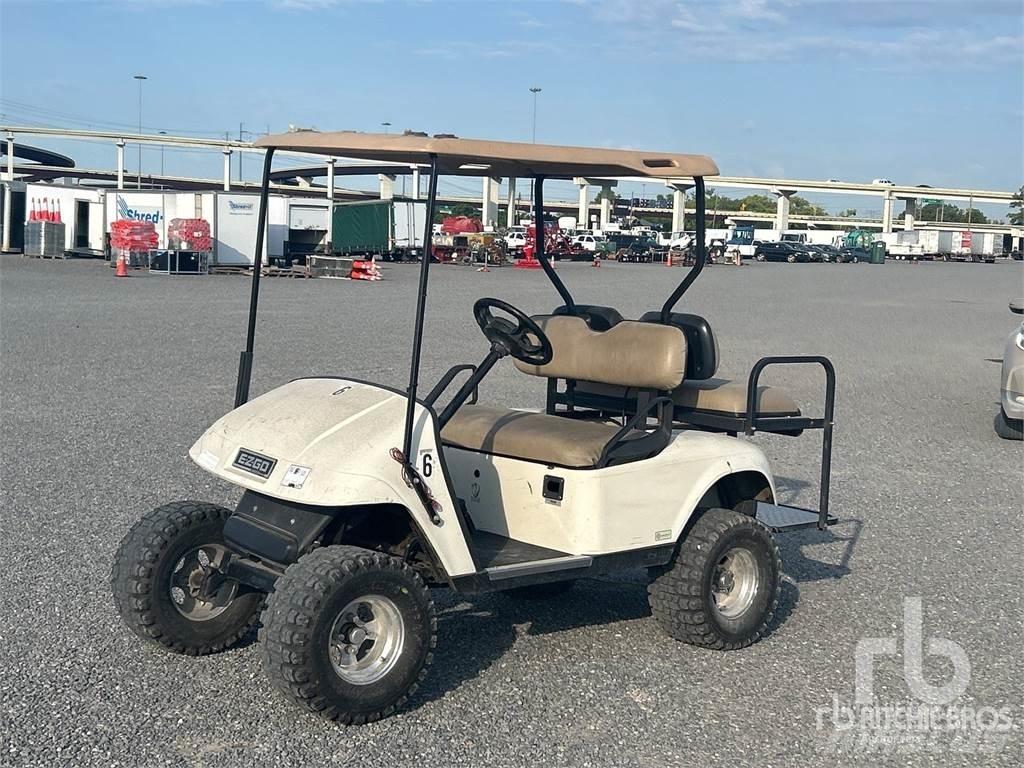 E-Z-GO Electric 高爾夫球車
