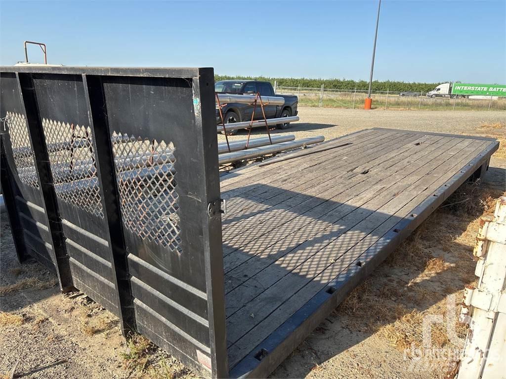  Flatbed 駕駛室與內部
