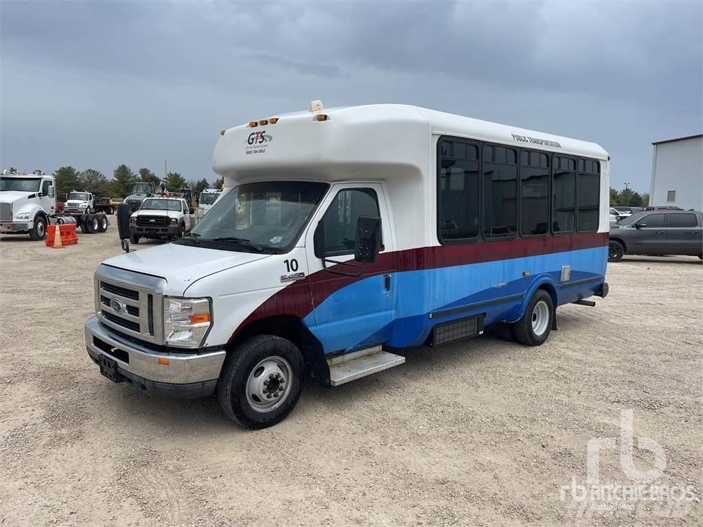 Ford E450 公路客運汽車