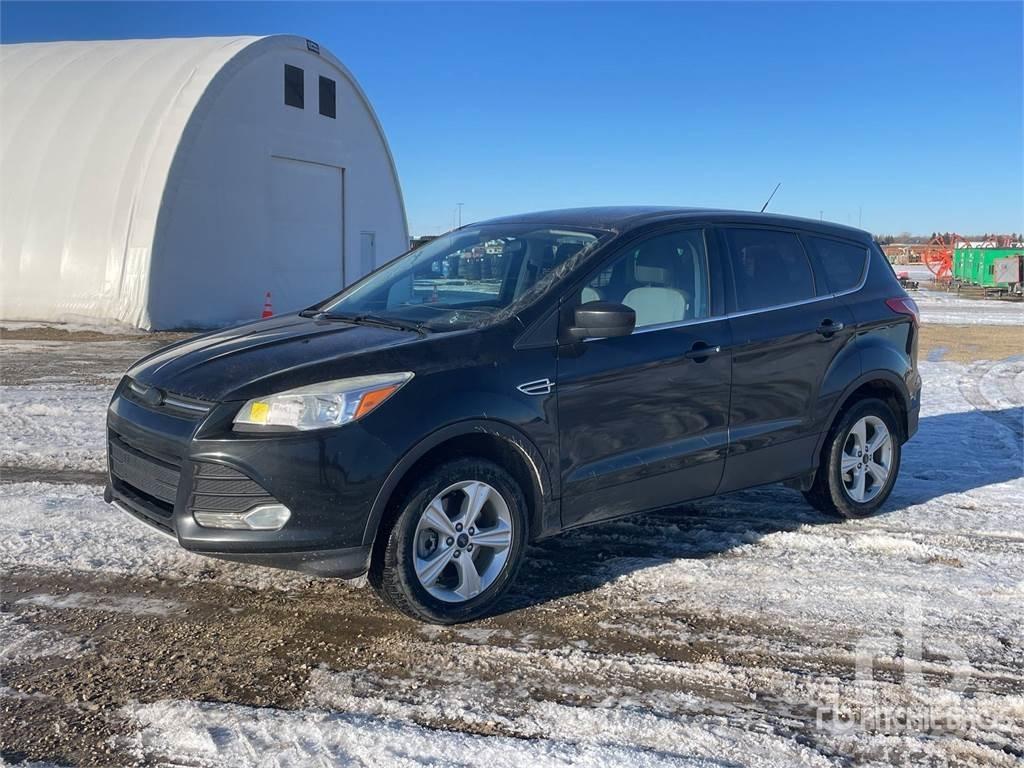 Ford ESCAPE 皮卡.傳統半斗卡車/側卸板