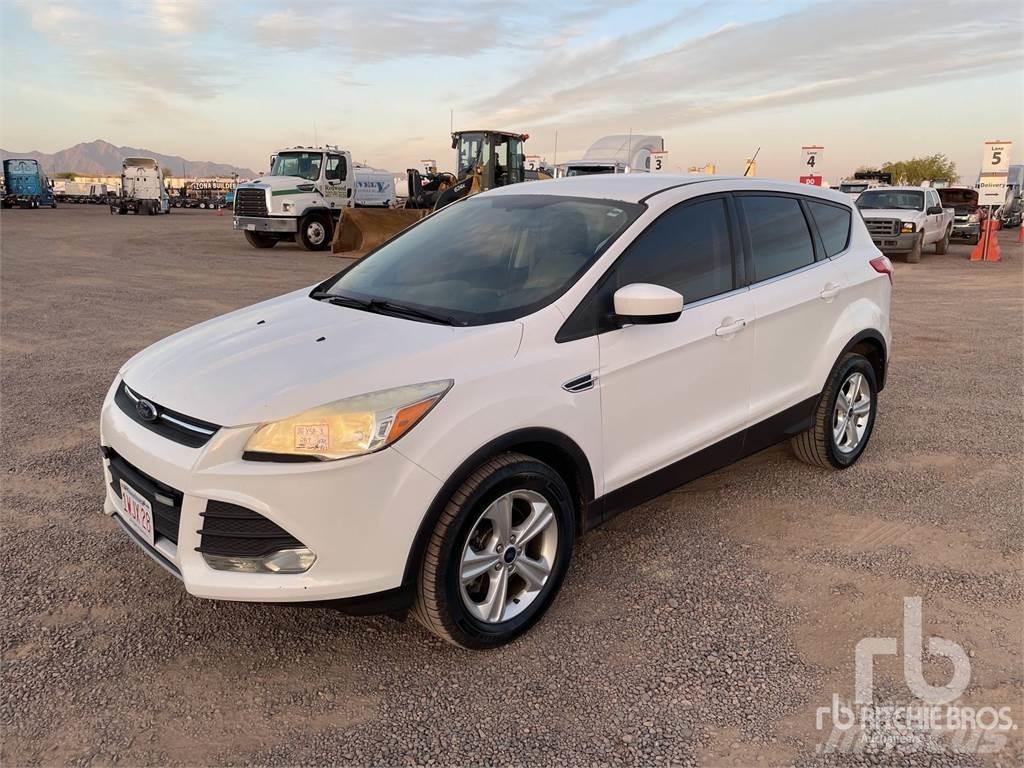 Ford ESCAPE 皮卡.傳統半斗卡車/側卸板